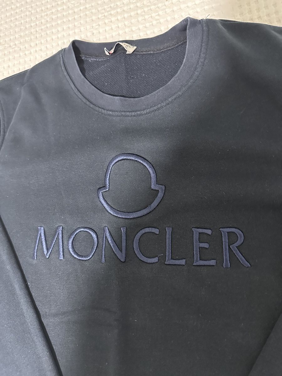 Moncler Pulls & Sweat-shirts: Moncler Pullover dunkelblau Grösse XL  – D'occasion à Oberurnen par nes_8xqt 2