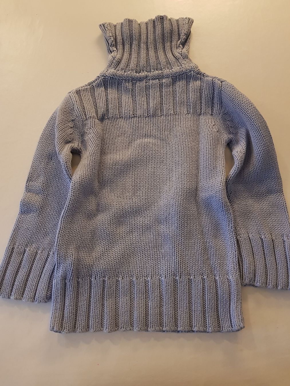 Pulls et sweat-shirts: pull – D'occasion à Hermance par Triplebizzo 1
