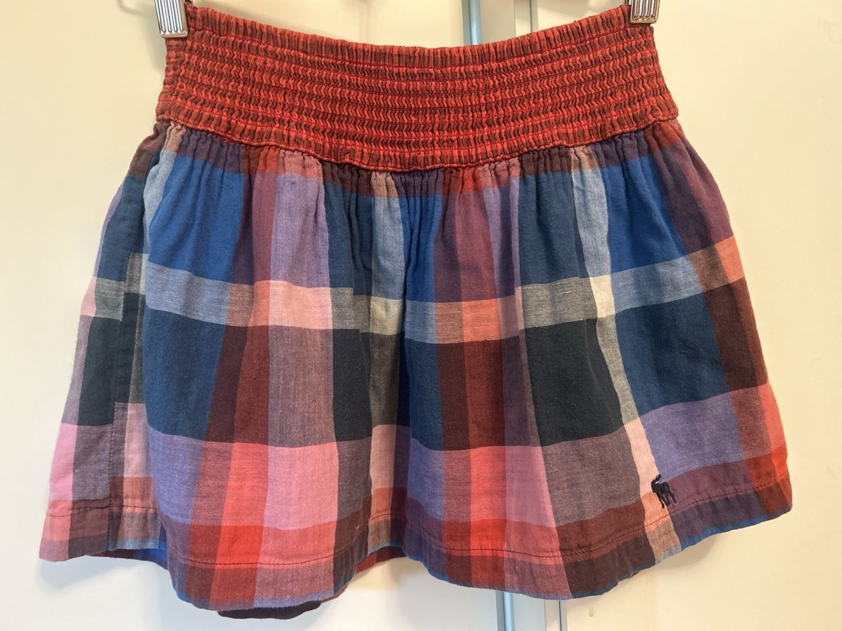 Abercrombie Kleider & Röcke: Rock von Abercrombie Kids Grösse S – Gebraucht aus Uetikon am See von barceloneta