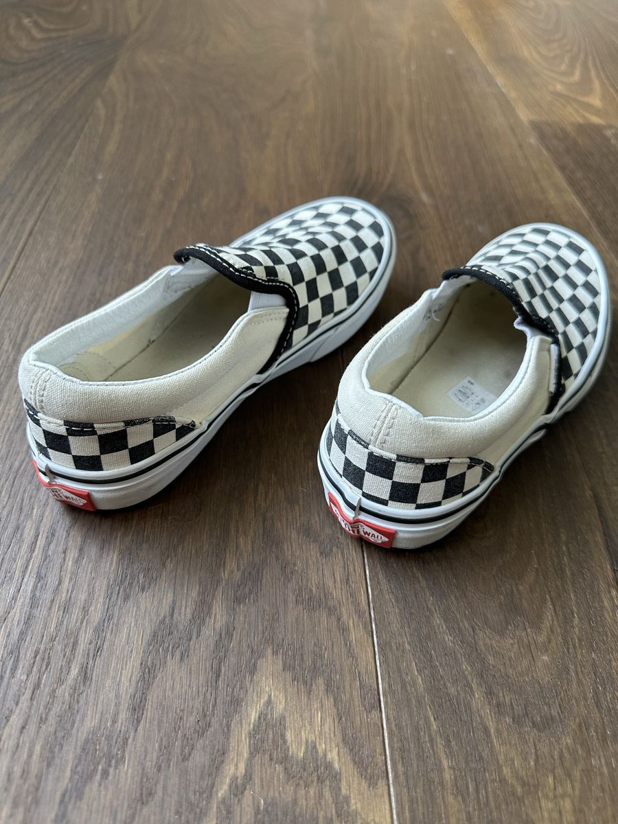 Vans Chaussures hommes: Vans Slipper Kids – D'occasion à Muntelier par sandberg5 1