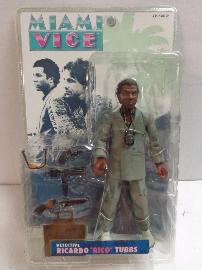 Statuette: Miami Vice James "RicardoTubbs"  Figur – Nuovo e nell'imballaggio originale da Zürich venduto da urbancity 3