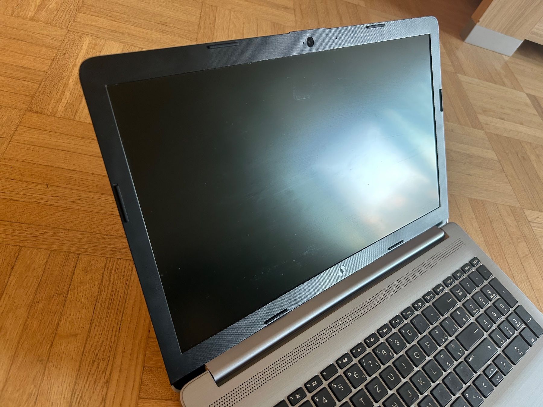 Notebook: HP 250 G7 – Difettoso da Laupen ZH venduto da JasRahBee 2