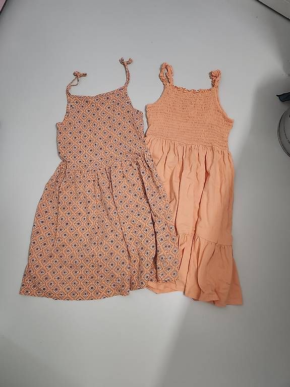 Robes et jupes: Kleider Mädchen lang Gr. 140 – D'occasion à Zürich par Rose_Marie 2