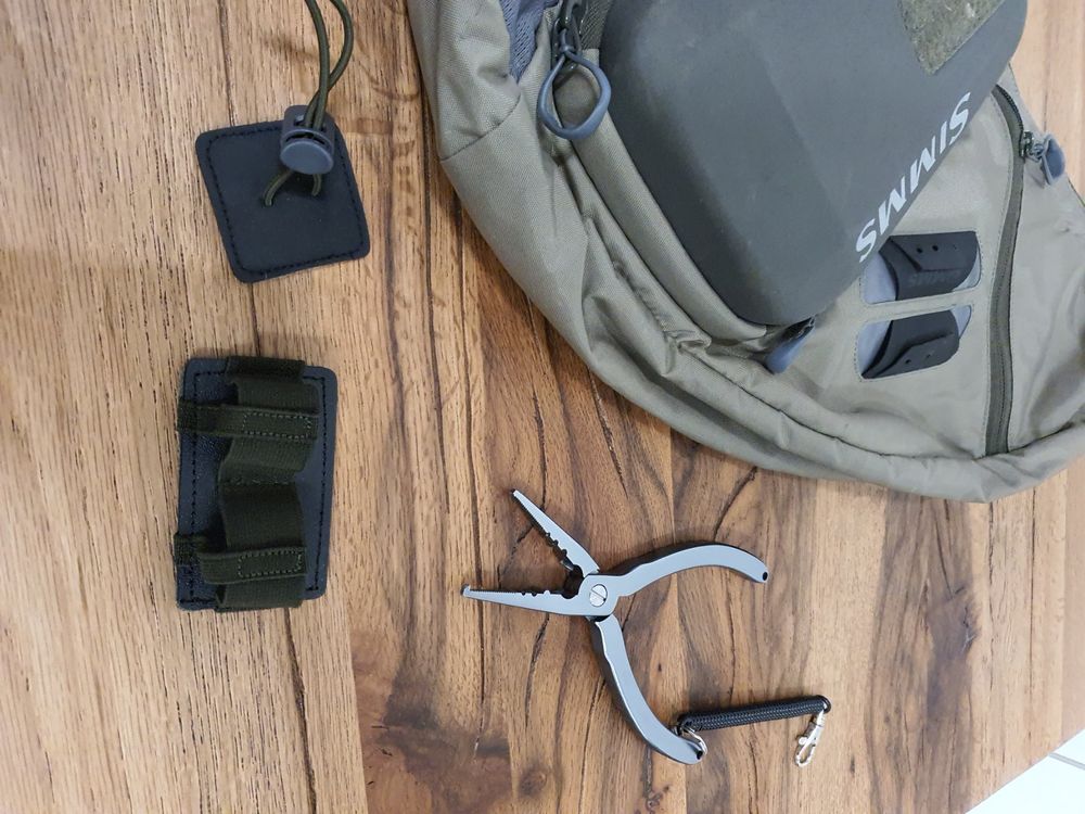 Simms headwater sling on sale pack