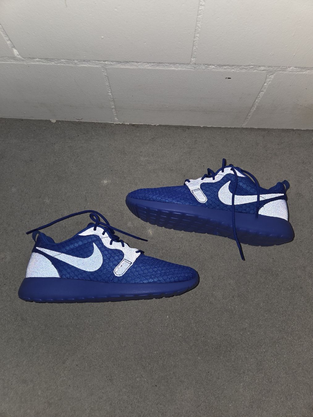 Nike Herrenschuhe: Nike Roshe One HYP Blue Reflective 42 / US 8.5 – Neu (gemäss Beschreibung) aus Zollikofen von x_drive7 2