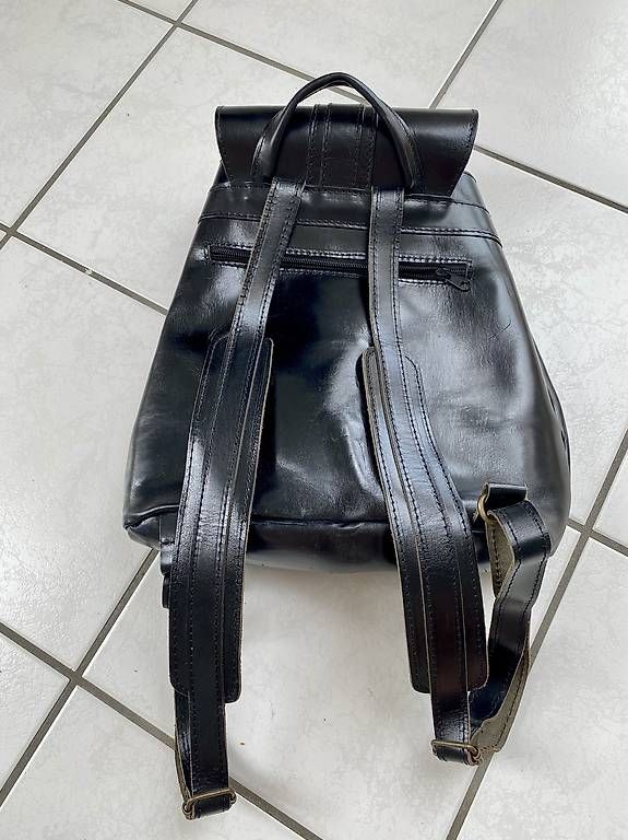 Zaini: Leder Rucksack – Usato da Zürich venduto da mar_bx8v 1