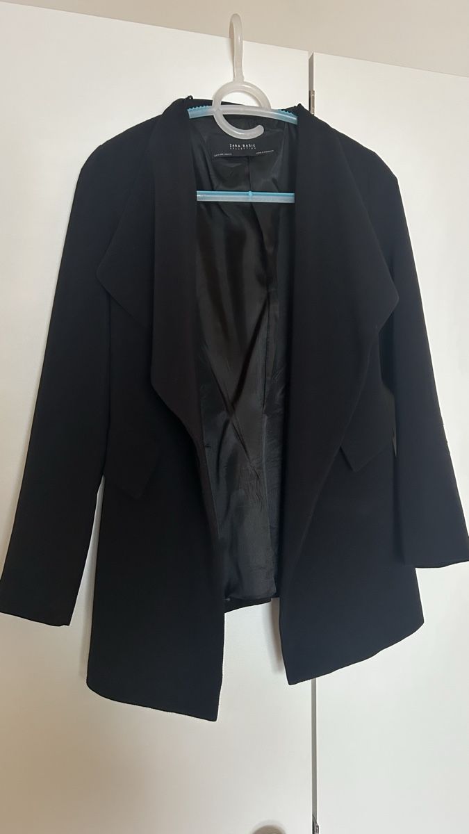Zara Cappotti: Schicker Zara Basic Blazer, schwarz, Grösse S – Nuovo (secondo la descrizione) da Frenkendorf venduto da ana_h7dx