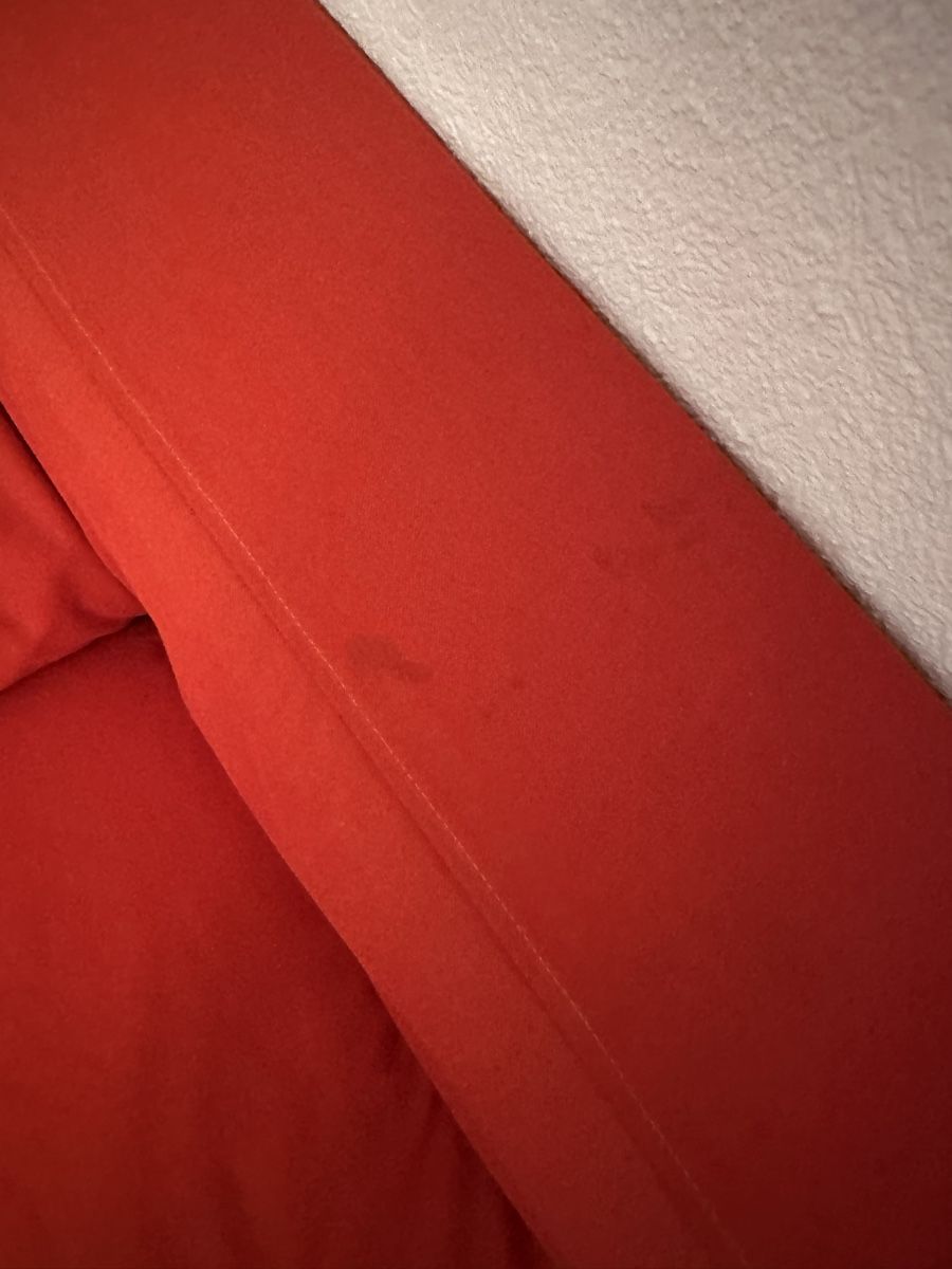 Sofas: Rotes Sofa  – D'occasion à Kilchberg par Kim_alicia 5