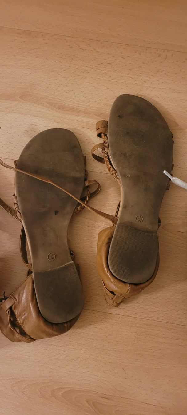 Scarpe da donna: Sandalen Set Gr.40 – Usato da Schöfflisdorf venduto da cri_8gn5 6