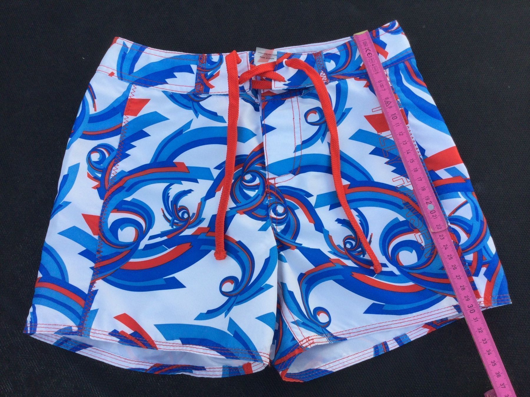 Badehosen: Bermuda Short de bain garçon Helly Hansen, taille 140, NEUF – Neu und originalverpackt aus Agiez von chouchanelle 6