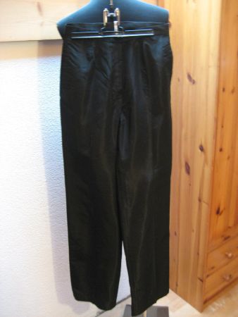 Pantalon Tuzzi taille 36, neuf