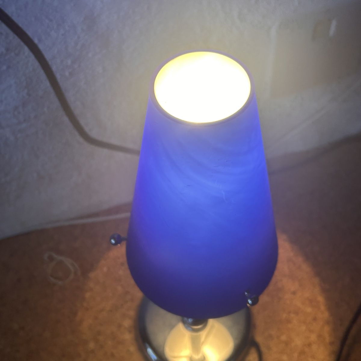 Lampade: blaue Tischlampe Chromfuss artdeko – Usato da Laufen venduto da belleskulptur 8