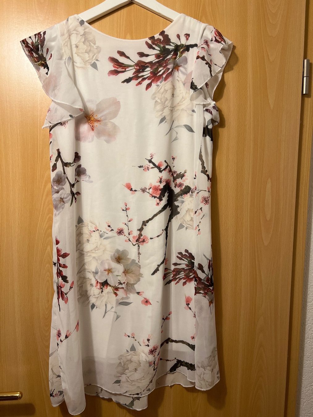 Kleider: Blumenkleid Sommerkleid Gr. S – Neu (gemäss Beschreibung) aus Brugg AG von NathalieN 1