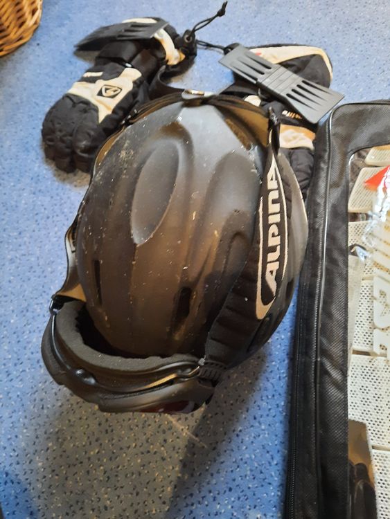 Protections: Snowboard-Ausrüstung – D'occasion à Mettlen par Janavana 1