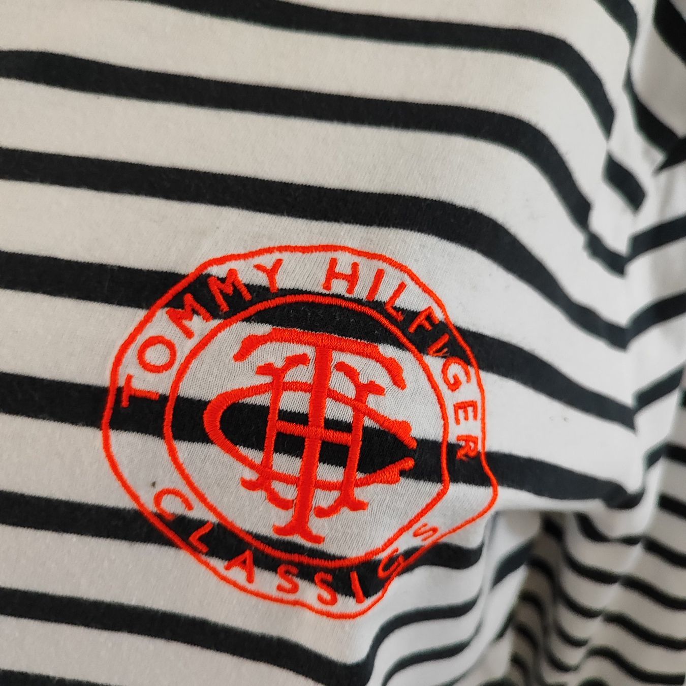 Tommy Hilfiger T-shirts: Hilfiger Shirt GR S – Neuf (Voir description) à Langnau am Albis par Judithsebi 1