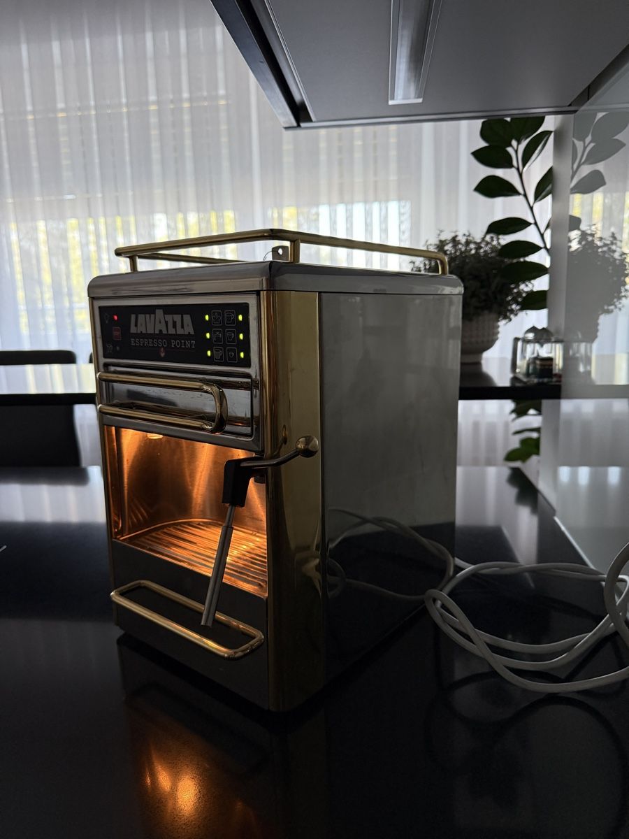 Lavazza Kaffeemaschinen & Espressomaschinen: Lavazza Espresso Point Kaffeemaschine Gebraucht – Gebraucht aus Niederrohrdorf von QenajI 2