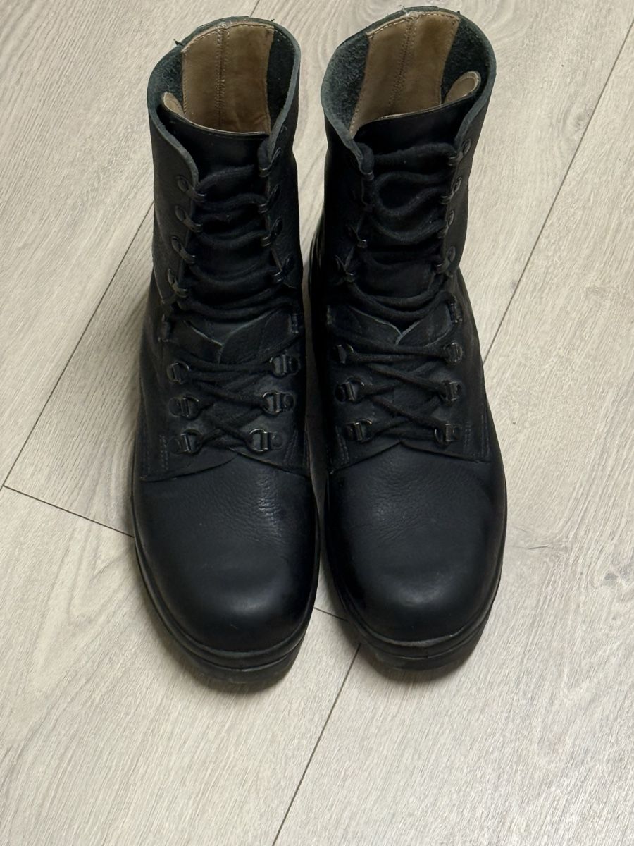 Scarpe da uomo: Schweizer armee ks90  schwarz Grösse 45 – Usato da Eglisau venduto da fab_n9fc