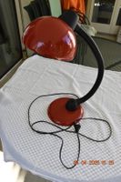 Sehr schöne Vintage Tischlampe ROT, NEWABA.
