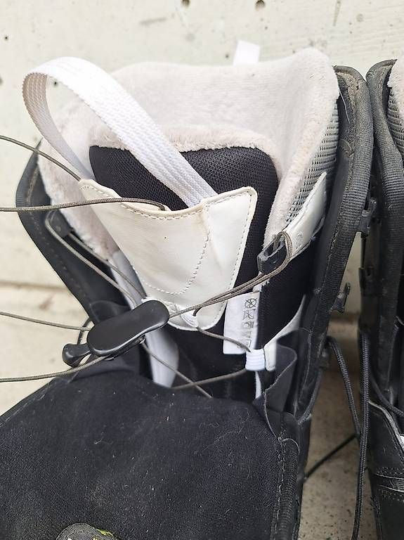 Herrenschuhe: Snowboard Boots Schuh – Gebraucht aus Röthenbach i.E. von ger_jvs7 3