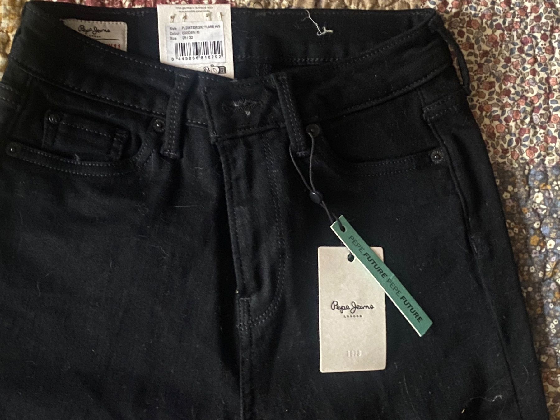 Pepe Jeans Jeans: Jean Pepe Jeans – Usato da Fribourg venduto da cat_prf9