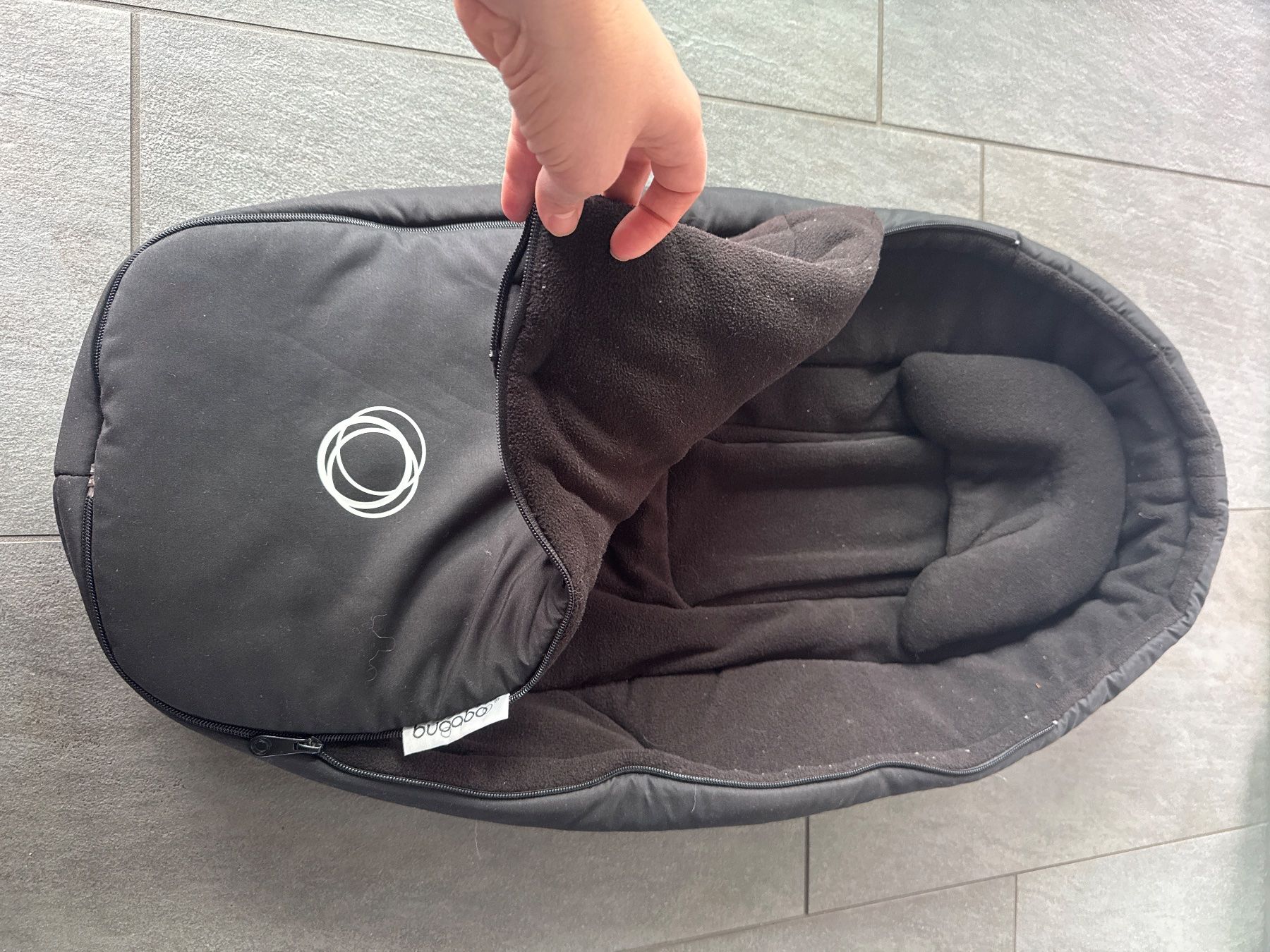 Bugaboo Poussette: Bugaboo Bee Cocoon Winter-Thermo-Fußsackdecke – D'occasion à Wädenswil par kir_7hdr 1