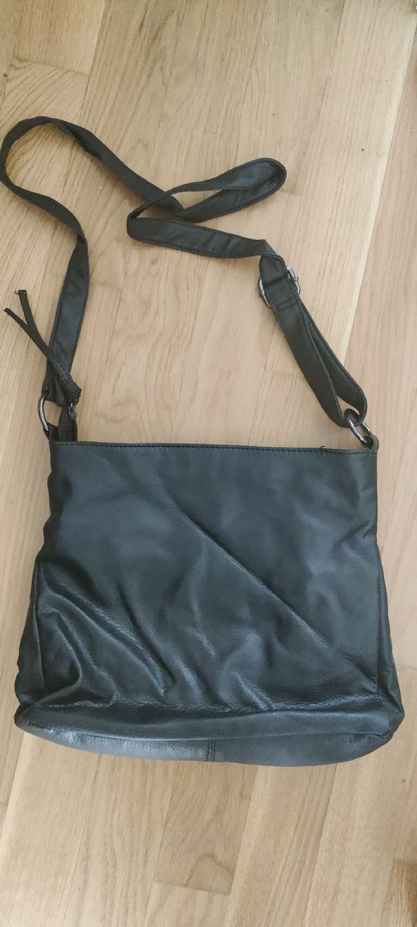 Borse da donna: Tasche aus Kunstleder – Usato da Roggwil BE venduto da sun_26kg 1