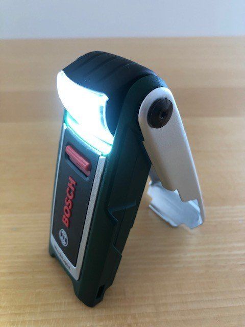 Bosch Lampade: Bosch LED-Leuchte mit Akku Neu – Nuovo e nell'imballaggio originale da Altbüron venduto da zet_pnw5 4