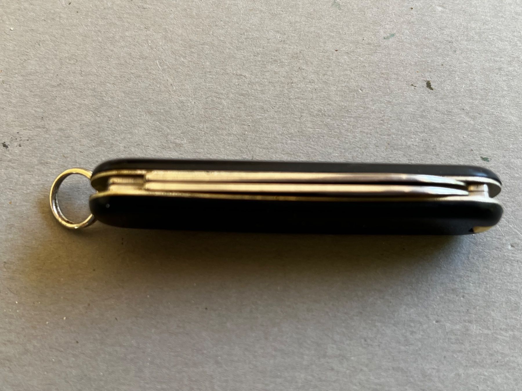 Victorinox Coltelli tascabile: Victorinox Classic 58 mm - schwarz – Usato da Zürich venduto da FV.vintage 5