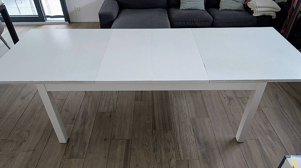 Tables: Table/Esstisch IKEA Bjursta - Gratuite/Gratis – D'occasion à St. Ursen par b_anael 2