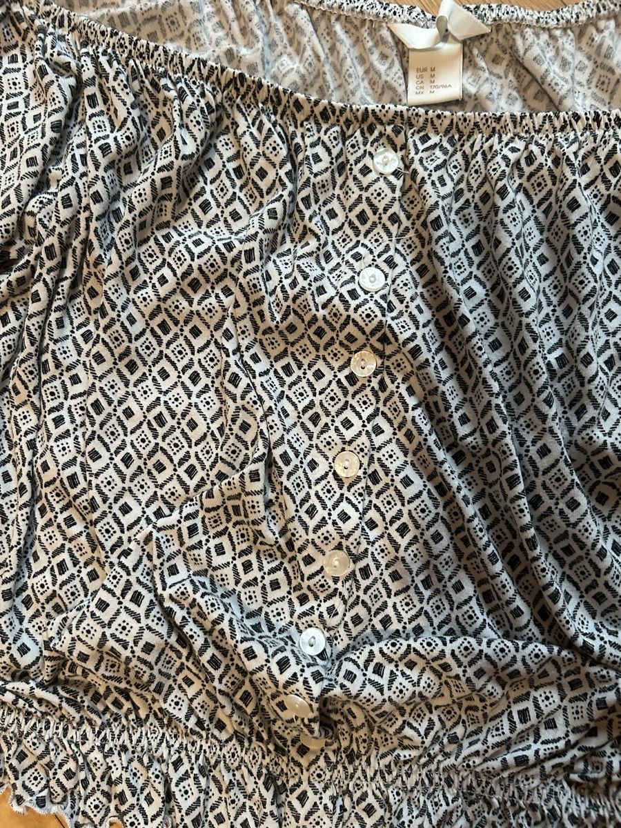 H&M Tops: Top h&m (M) – Gebraucht aus Basel von stb_27 1