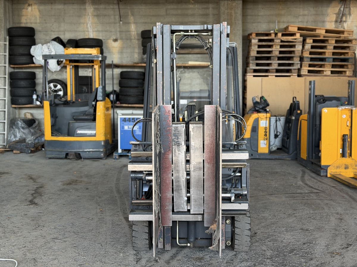 Linde Carrelli elevatori e a forche: Linde E16C-02 Elektro Gabelstapler 1.6t, Gegengewichtsstaple – Usato da Dulliken venduto da Falg98 1