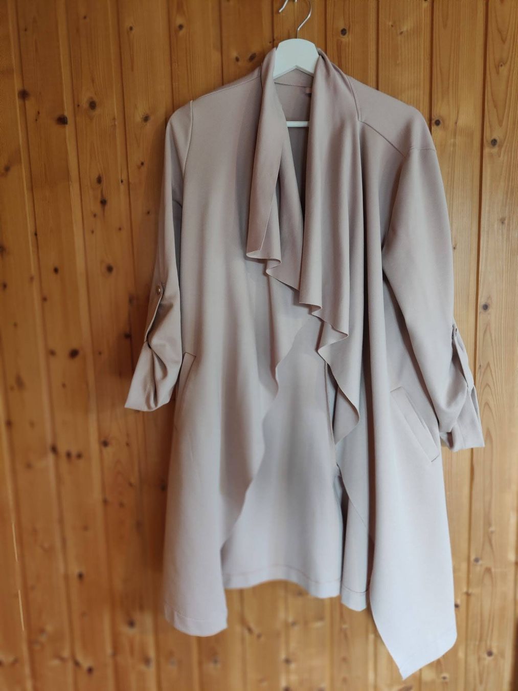 Cappotti: Trenchcoat in Rosa. Gr. M – Usato da Herisau venduto da lau_w58z