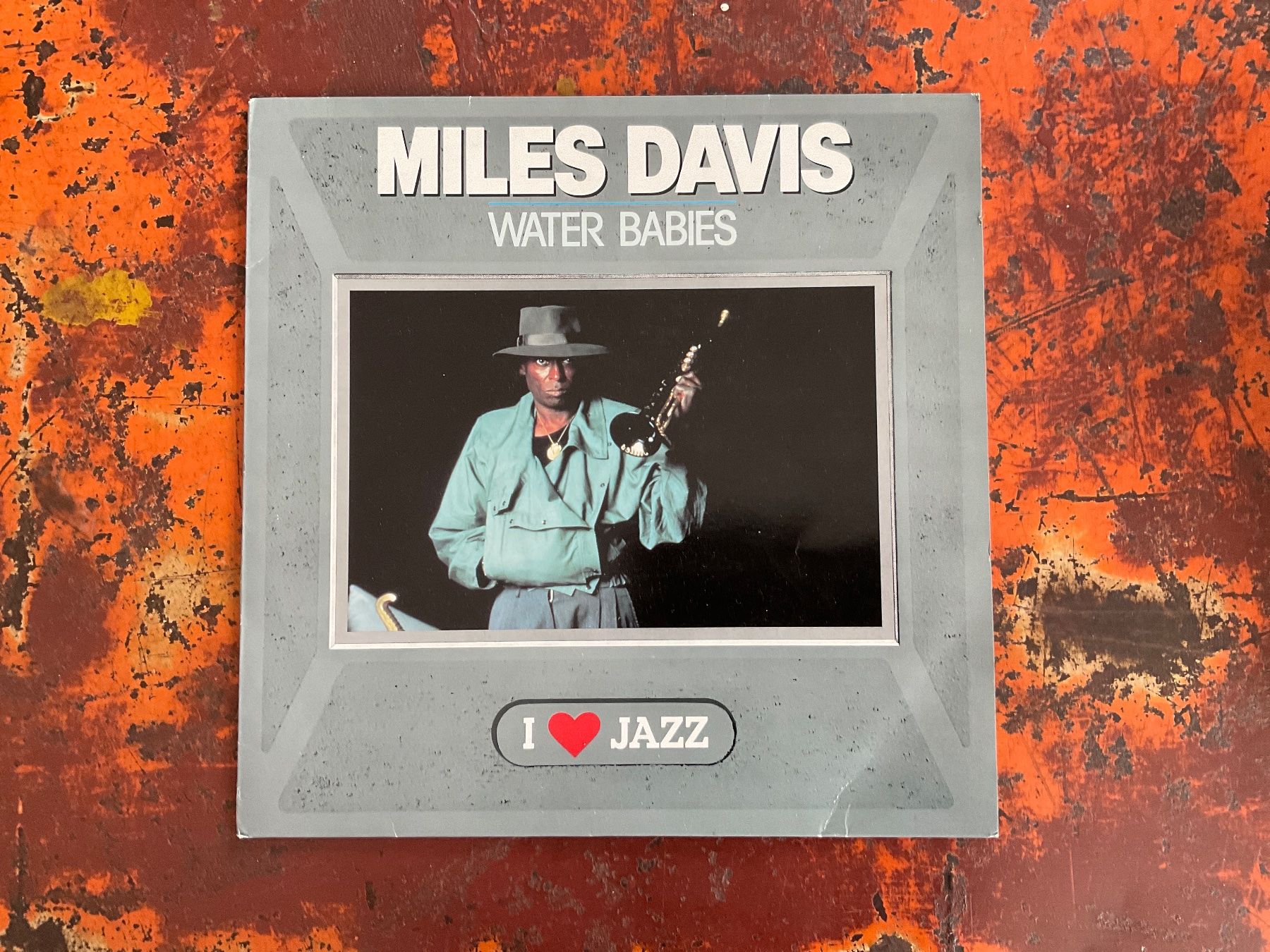 Dischi in vinile: Miles Davis Water babies LP – Usato da Delémont venduto da vinylfreak01