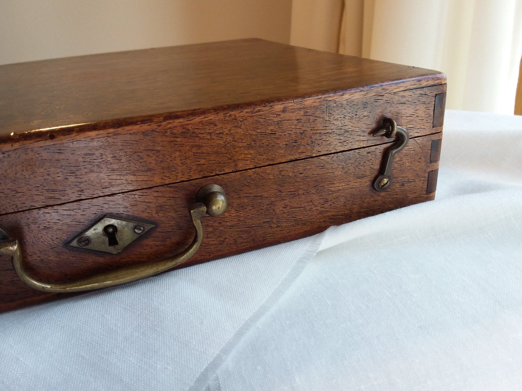 Valigie: Antike Handmade Mahagony Box England, ca 1880 – Usato da Zürich venduto da SciTec 3