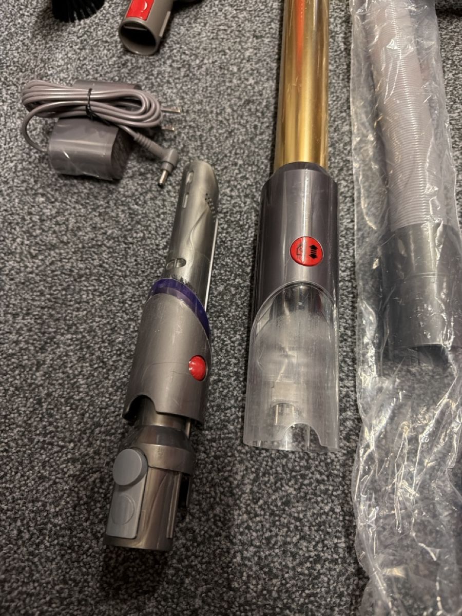 Dyson Aspirapolveri & Accessori: Dyson v15 Detect absolute  – Usato da Landquart venduto da Nnf007 4