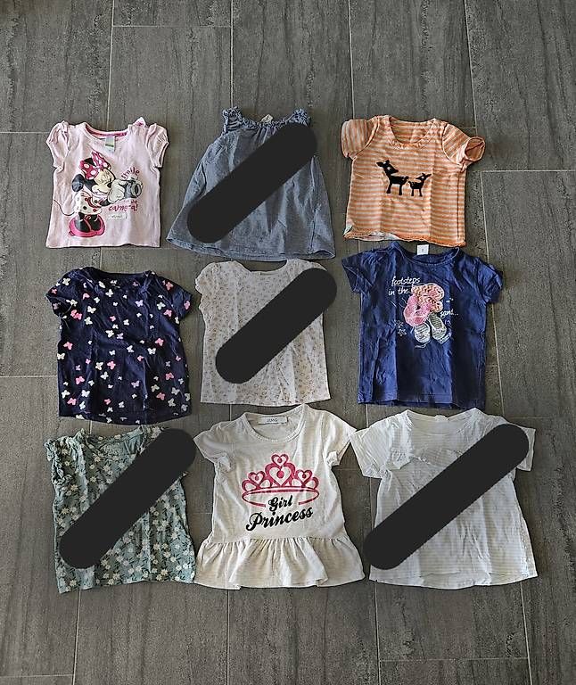 Camicette, T-shirt & Top: Tshirt Grösse 92 – Usato da Rotkreuz venduto da Kaffitanteli 2