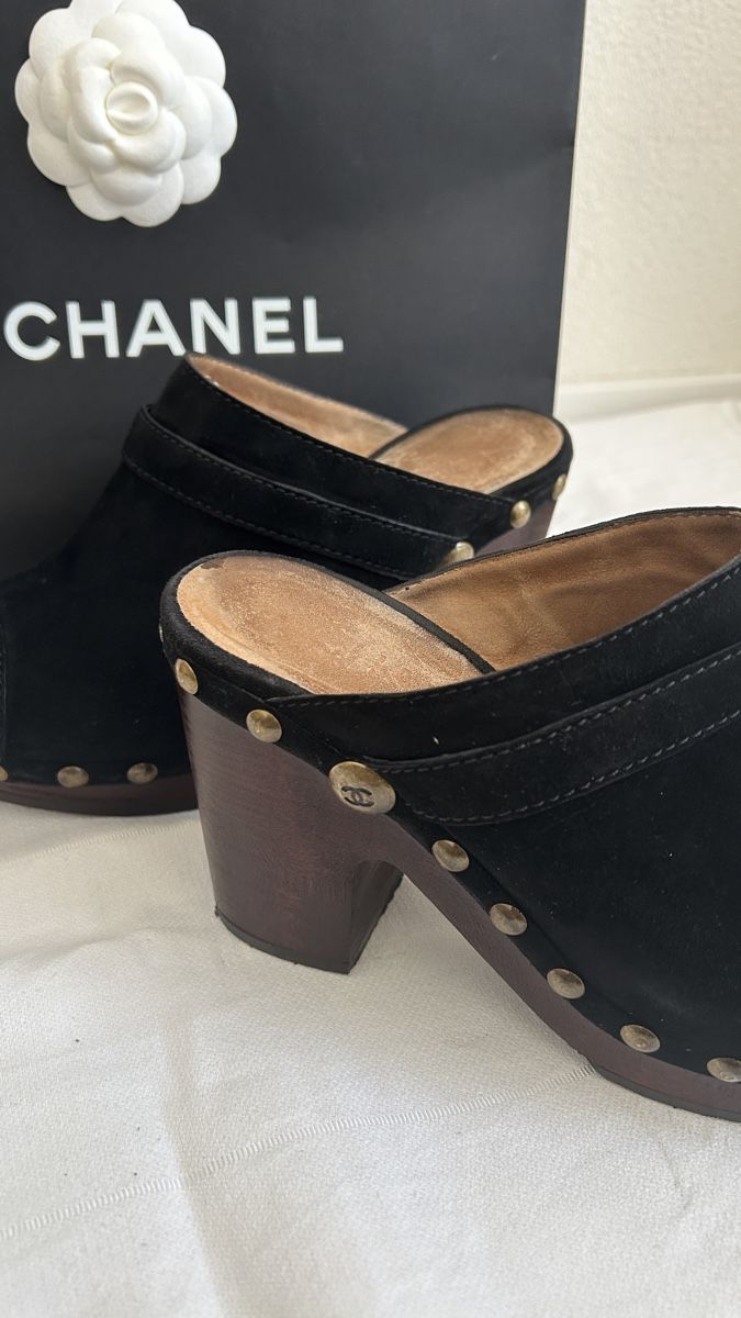 Scarpe da donna: Chanel Clogs Gr. 38.5 – Usato da Ehrendingen venduto da nikolai2011 2