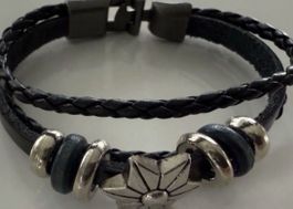 Armband Lederimitat Stern silberfarben mit Perlen 