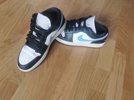 Jordan 1 Low Black University Blue White 42.5