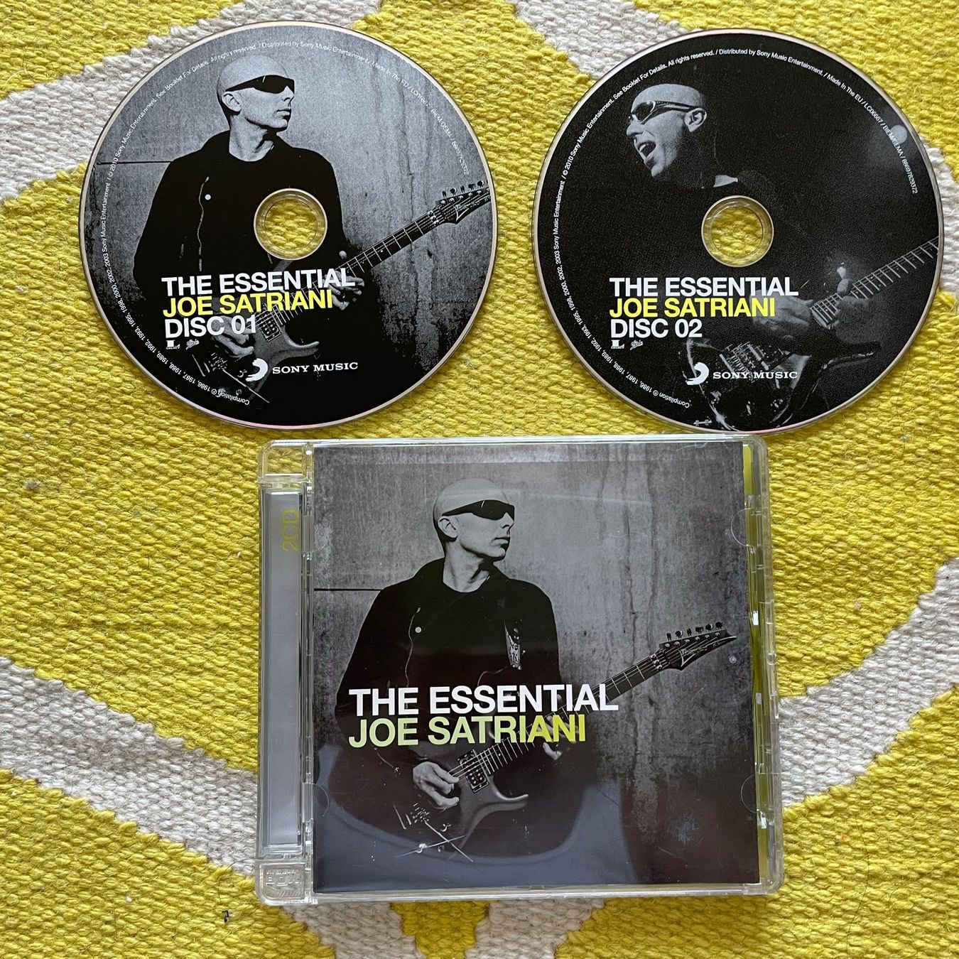 CD: JOE SATRIANI-2CD THE ESSENTIAL – Usato da Rorschacherberg venduto da CD-Roli