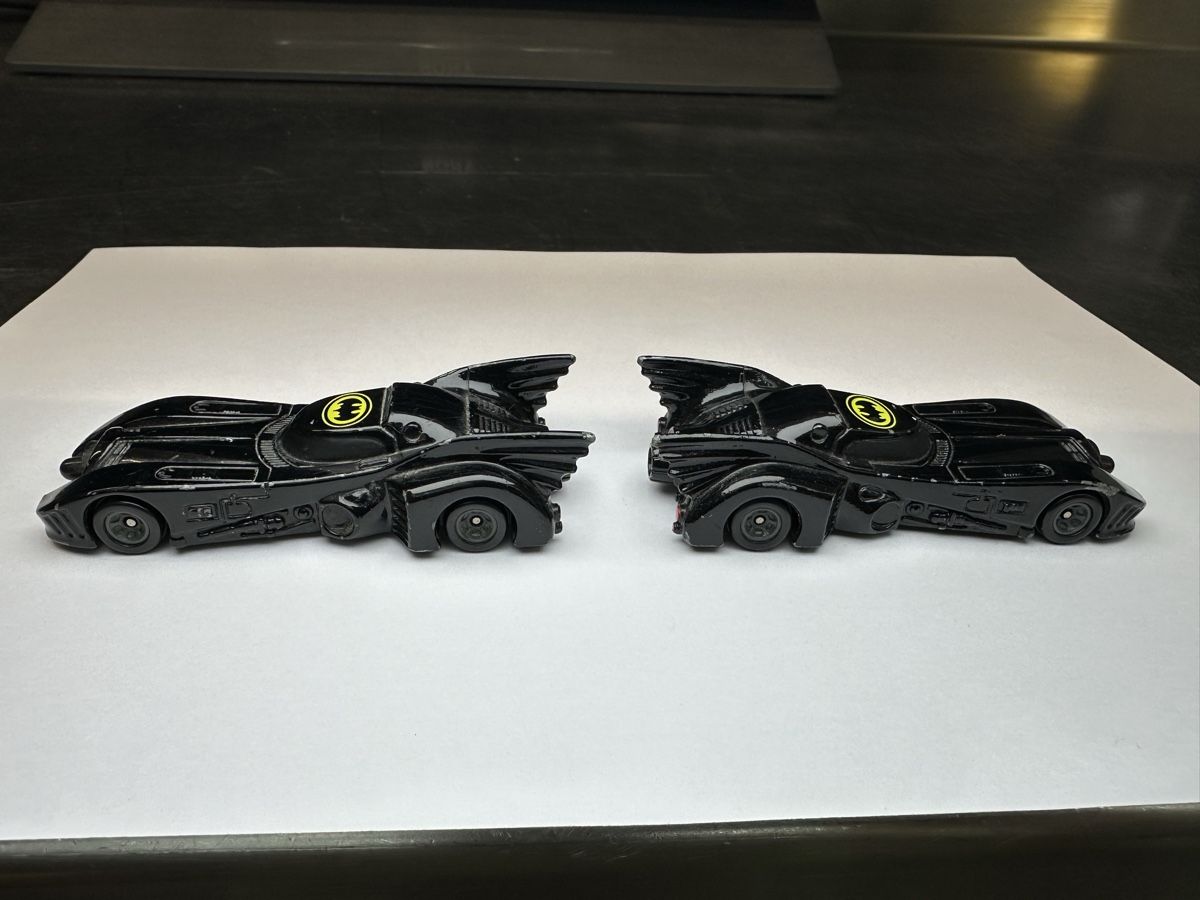 Modellini d'auto: 2x Batmobil Batman Auto Modellautos 1989 – Usato da Schwende venduto da weesli 4