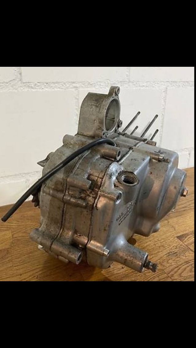 Honda Motoren: Honda C102 Supercub Motorblock – Defekt aus Niederwangen BE von drizabone 1