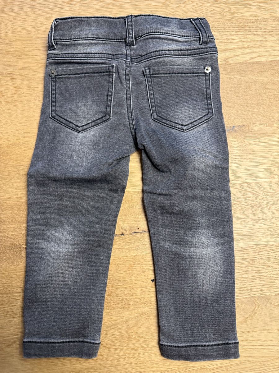 Pantaloni: Jeans schwarz Grösse 18M – Usato da Goldswil venduto da Fisel 1