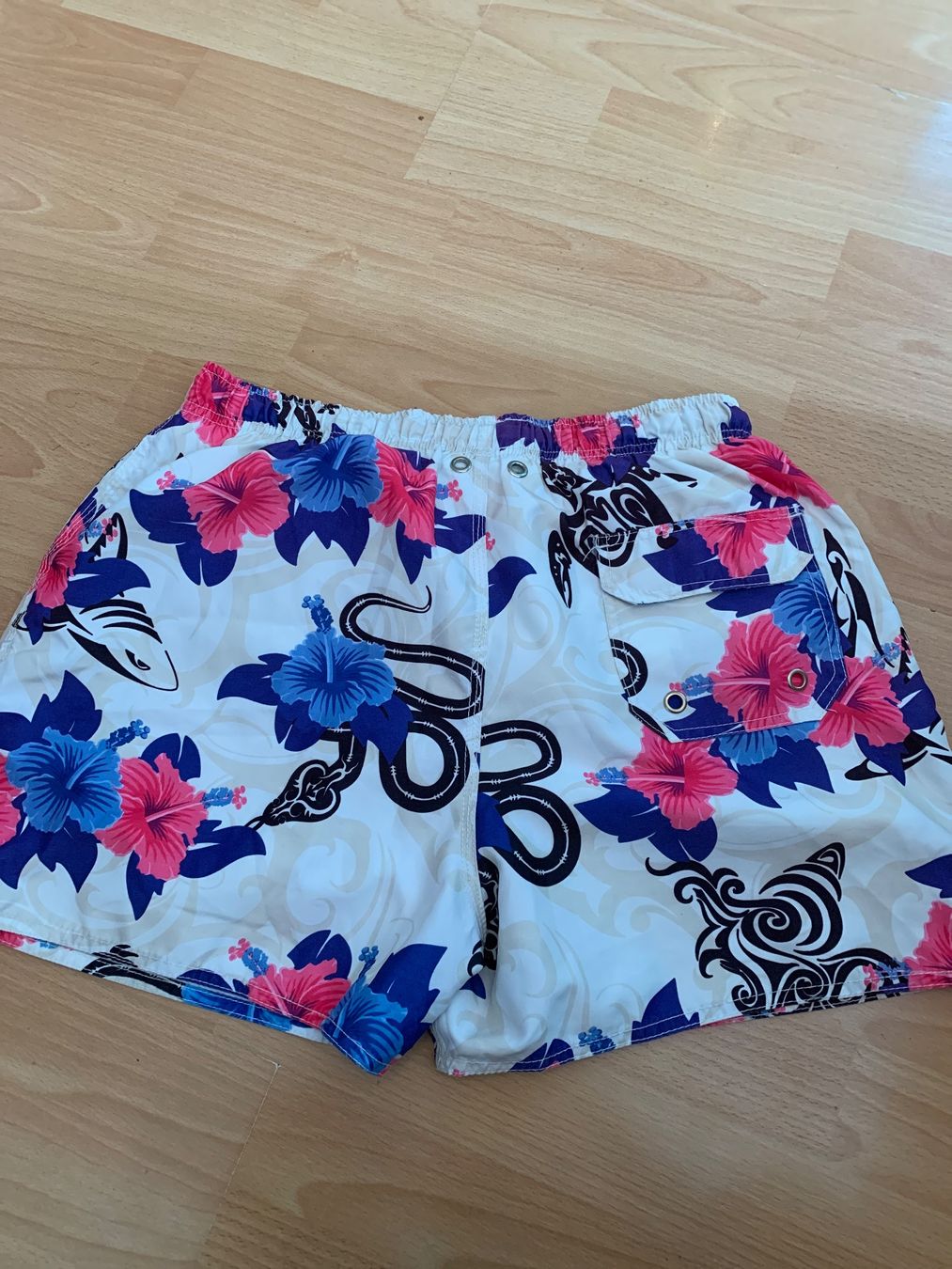 Costumi da bagno: Joli short de bain Zonképai taille XL – Usato da MEYRIN venduto da Gwendo10 1