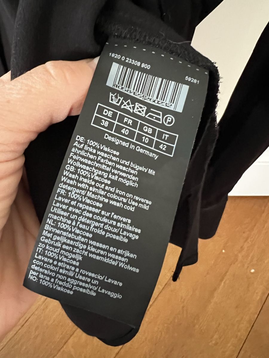 Hallhuber Camicette: HALLHUBER Bluse Schwarz Satin Look Gr 38 – Usato da Schaffhausen venduto da vandemonian 5