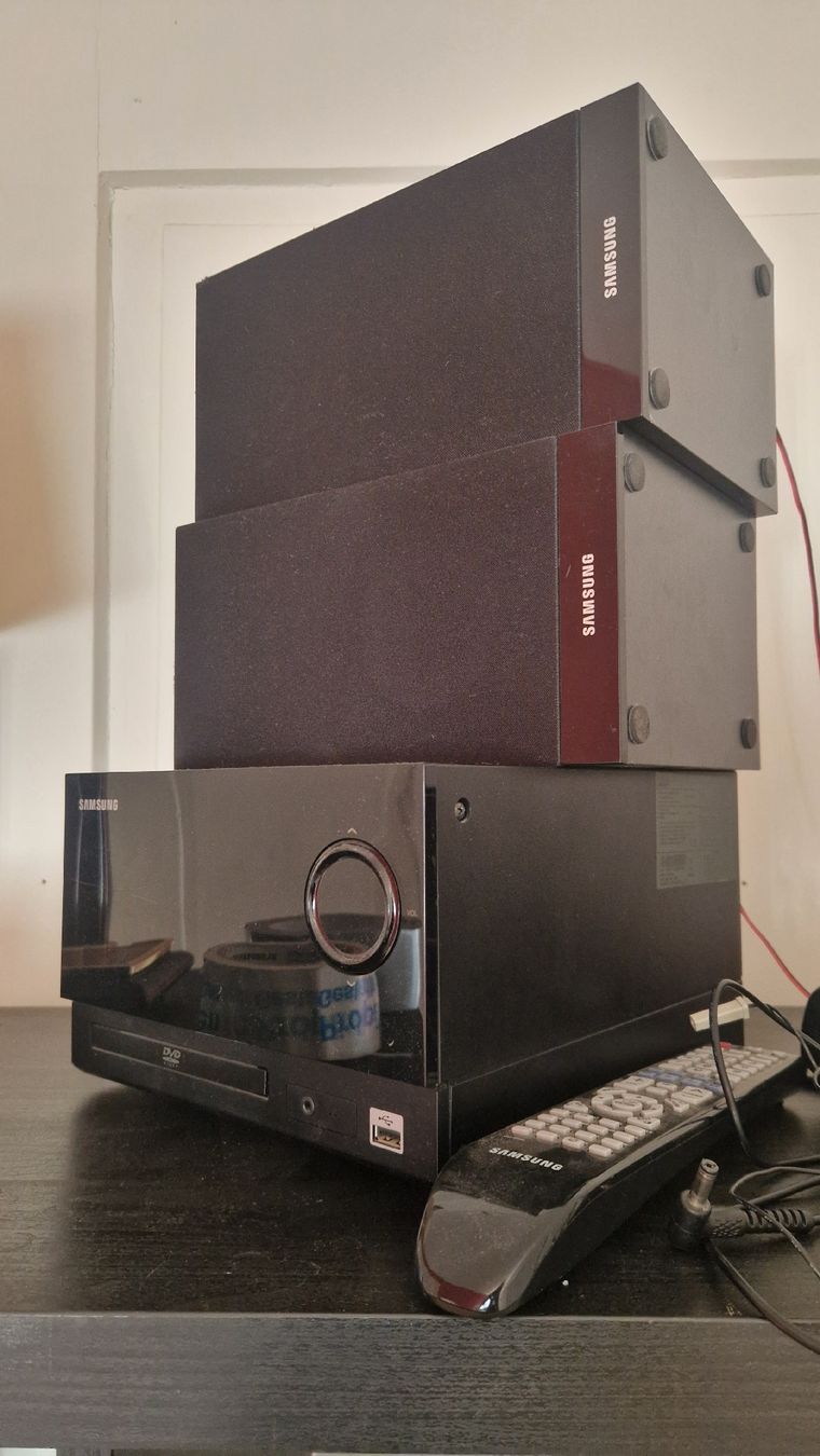 Samsung Systèmes audio & multimédias: Stereo-Anlage – D'occasion à Zürich par fabsdrafts
