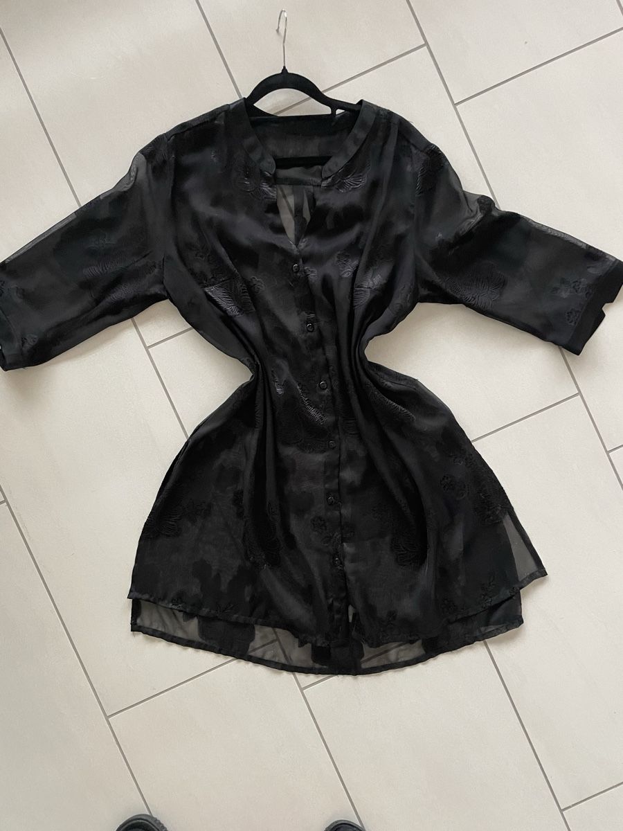 Camicette: Massgeschneiderte Damenbluse XL 100% Seide – Usato da Rüti ZH venduto da Tal_ga6N 4