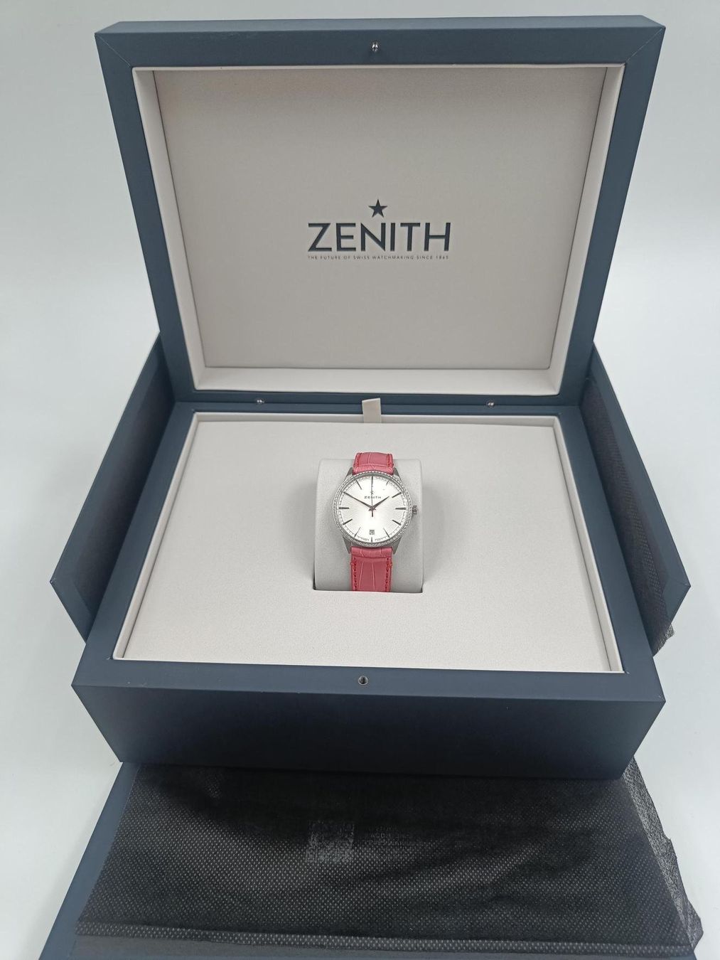 Zenith Orologi: ZENITH "ELITE CLASSIC" MIT DIAMANTLÜNETTE, 36 MM – Nuovo (secondo la descrizione) da Luzern venduto da EdiGem 2