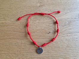 Armband rot neu verstellbar mit Buchstabe Y