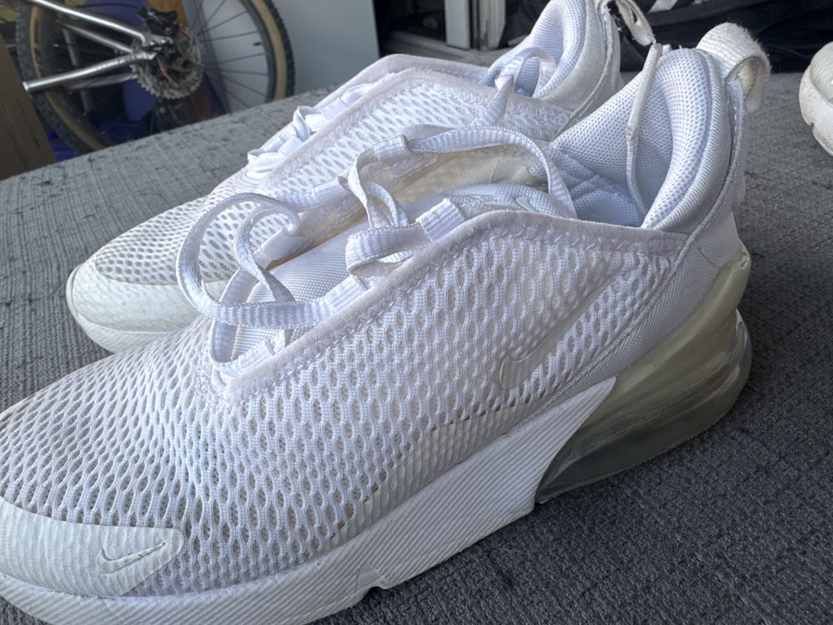 Nike Chaussures garçon: Nike Air Max 70 – D'occasion à Glattpark(Opfikon) par cherrytomate 2